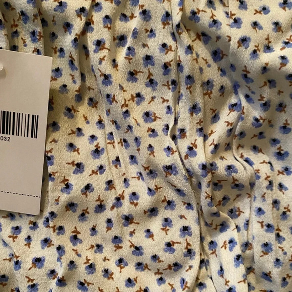 Forever 21 flowy floral skort size small NWT - Picture 4 of 4